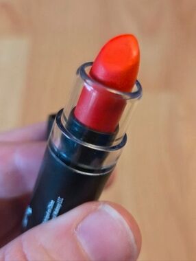 NYX Matte Lipstick in Indie Flick
